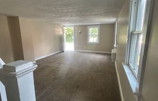 2 beds, 1 bath, $1,100