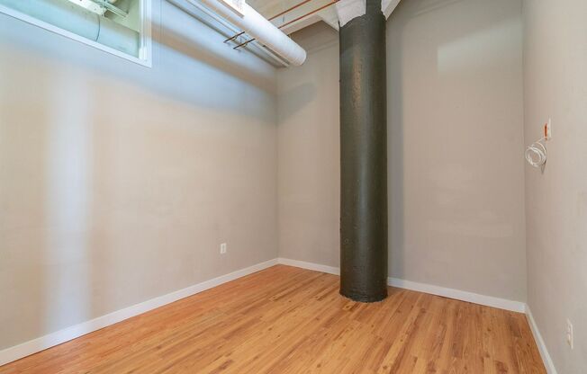 2 beds, 2 baths, 1,000 sqft, $1,795, Unit 607