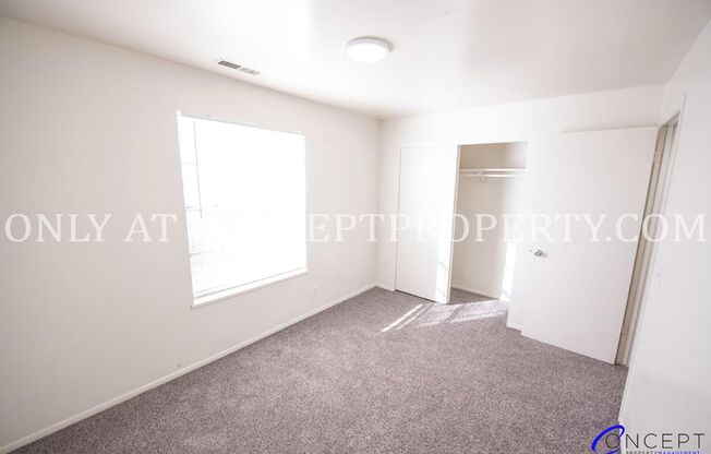 2 beds, 1 bath, 920 sqft, $1,299, Unit 30