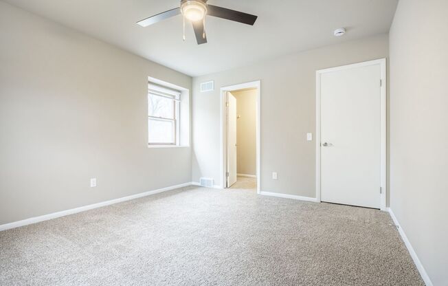 3 beds, 2 baths, 1,300 sqft, $2,480, Unit 3111-5