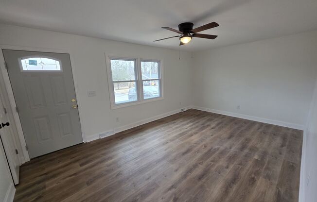 Renovated 3-Bed/2-Bath Home with Carport & Fenced Yard – Near Fort Campbell!