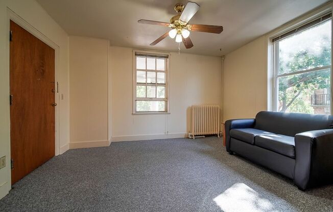 1 bed, 1 bath, $1,245