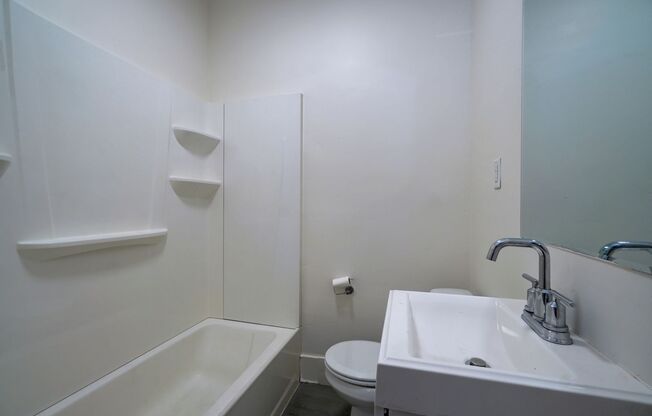 1 bed, 1 bath, $1,299, Unit 718 - 04