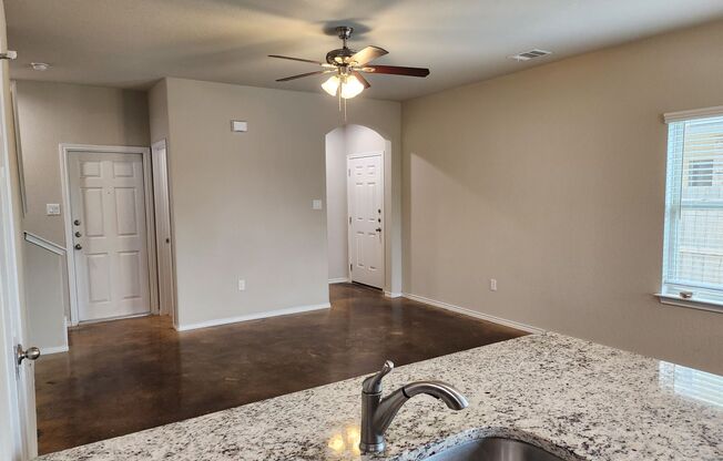 3bd/2.5ba in Seguin