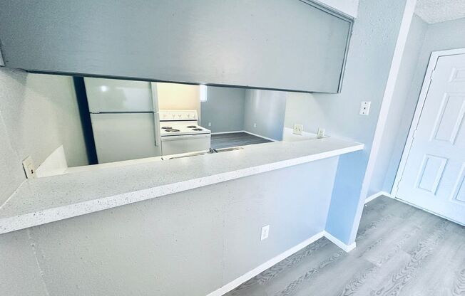 Studio, 1 bath, 500 sqft, $795, Unit 103