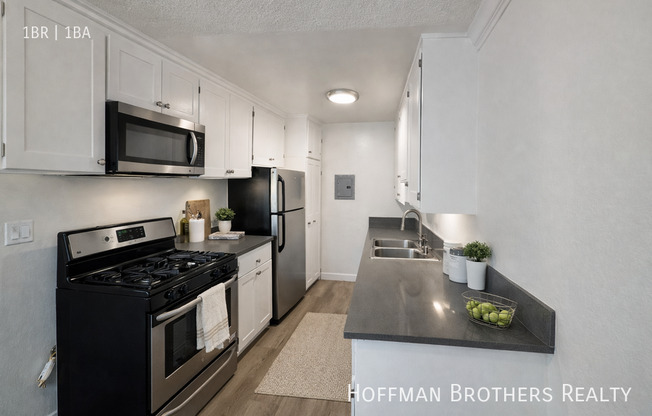 360 W CHEVY CHASE DR