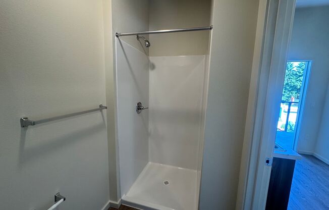 Studio, 1 bath, 178 sqft, $1,199, Unit 505