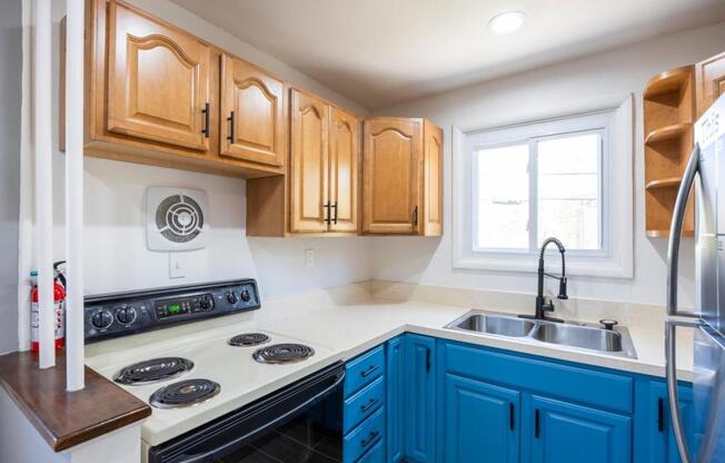 3 beds, 2 baths, 1,240 sqft, $1,850