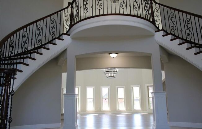 Amazing Home in Moss Bluff!