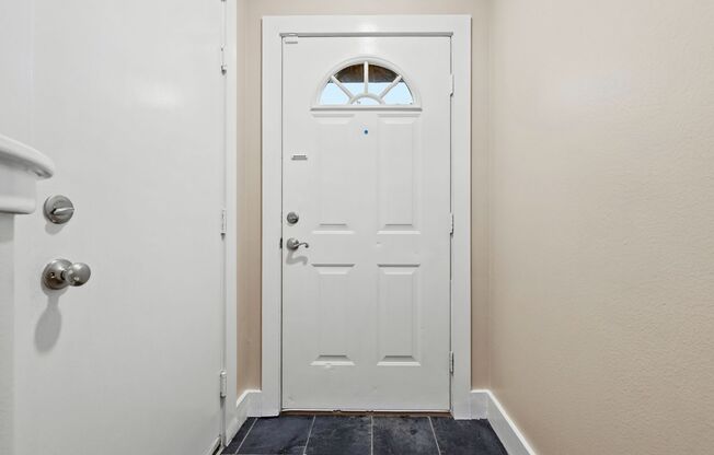 Gated Townhome Minutes from the Texas Medical Center