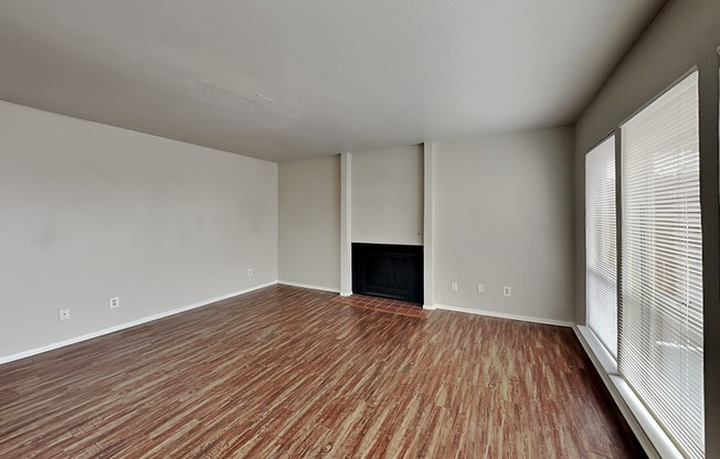 5618 BOCA RATON BLVD