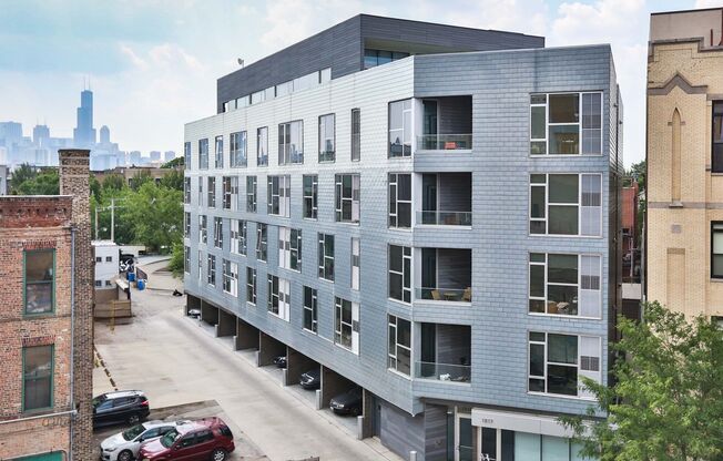 3 beds, 2 baths, 1,300 sqft, $3,950, Unit 408