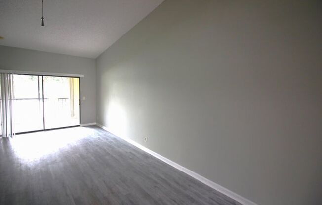 3 beds, 2 baths, $3,200, Unit # L 219