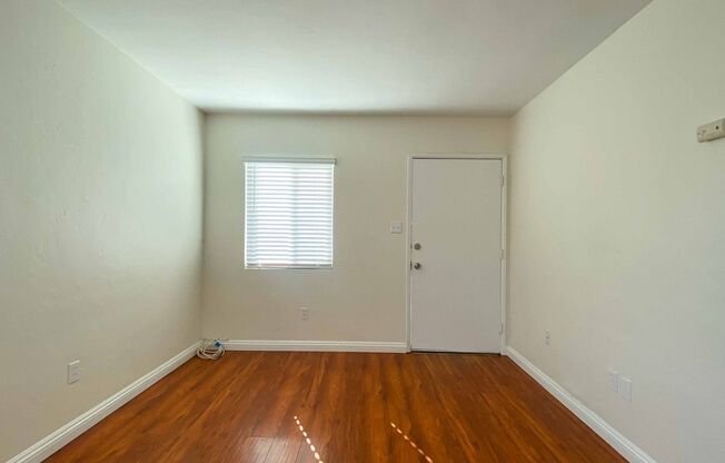 Moose 9TH St Natl City