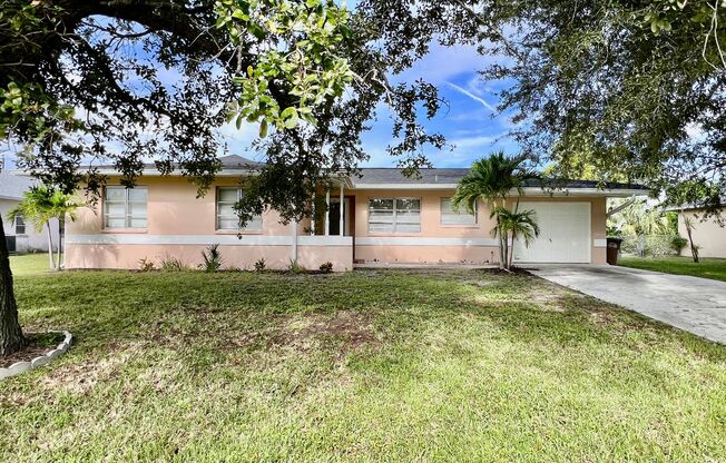 Live Comfortably in SE Cape Coral – Bright, Remodeled Home for Rent