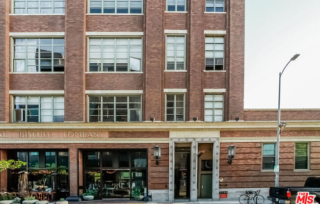 1 bed, 1.8 baths, 2,603 sqft, $9,500, Unit PH 9