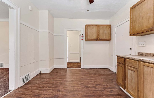 3608 E 147 ST