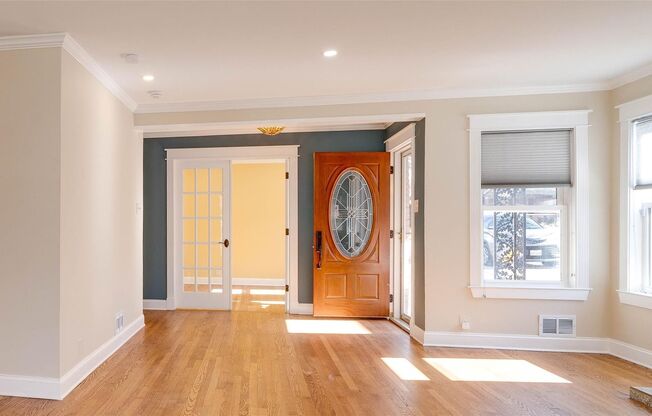 BEAUTIFUL HOME IN TCU AREA: