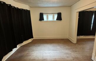 2 beds, 1 bath, 3 sqft, $995, Unit 3159 N Buffum St