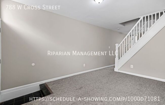 788 W CROSS ST