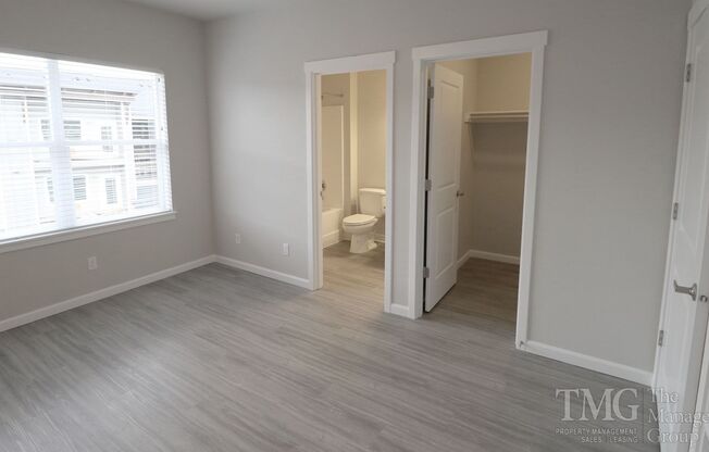 2 beds, 2 baths, 966 sqft, $1,850, Unit A302