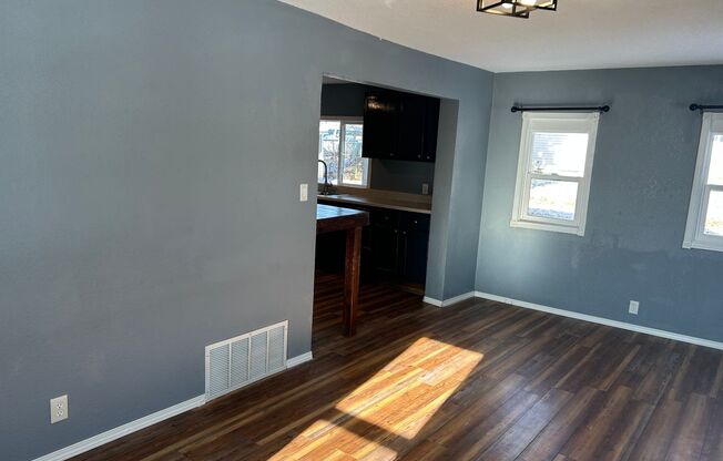 2 beds, 1 bath, $1,450