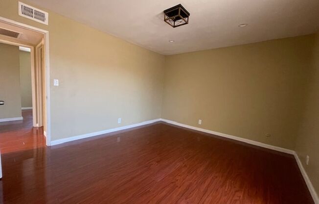 3 beds, 2.5 baths, 1,461 sqft, $3,300, Unit C