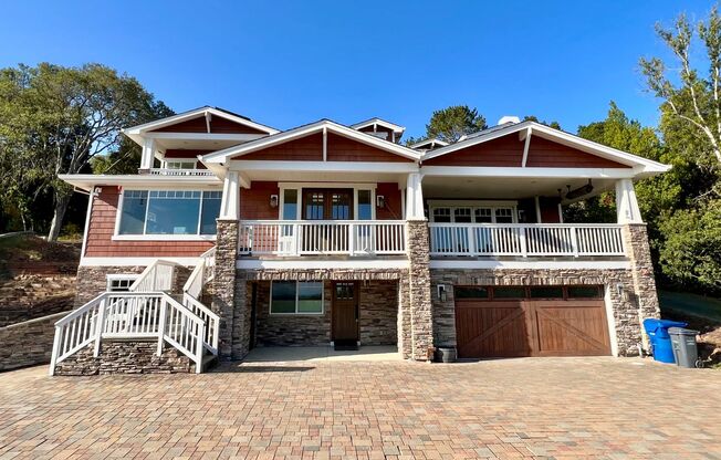 Spectacular views, gracious living areas, superb entertaining space....5 minutes to downtown, 2 minutes to 280!