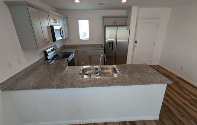 12103 MOJAVE GOLD RD #4