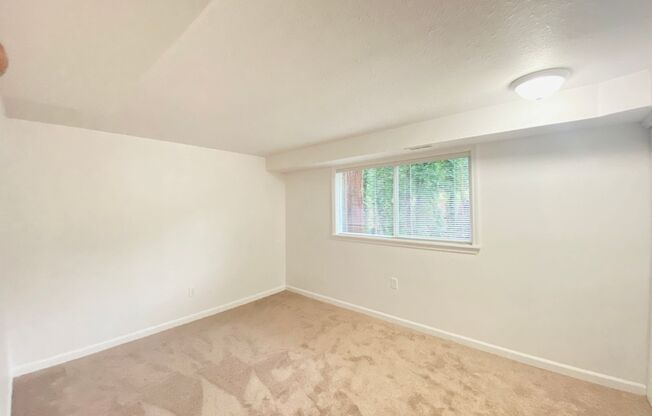 4 beds, 2.5 baths, $3,455