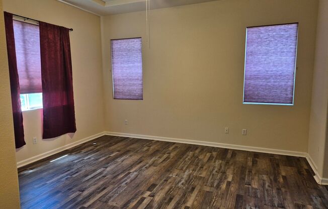 4 beds, 3 baths, $2,795