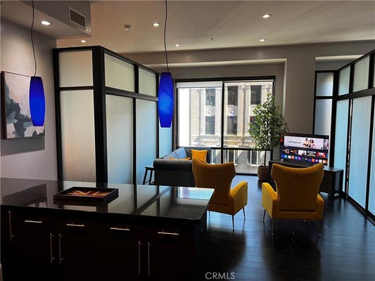 655 S Hope St Unit 1404
