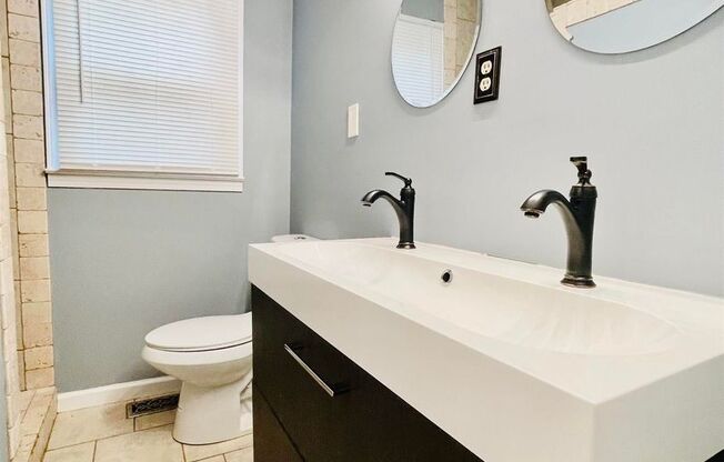 3 beds, 2 baths, $1,500