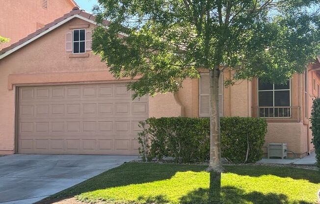 Beautiful Single Story Home Ready For Move In