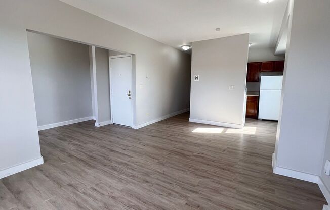 3 beds, 1 bath, $1,650, Unit 6