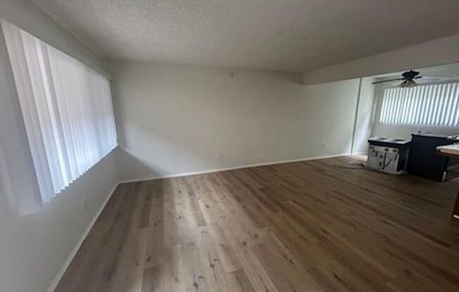 2 beds, 2 baths, 775 sqft, $2,550, Unit B