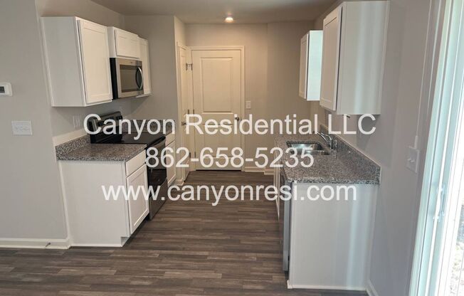 AWESOME single family house! 3bedrooms, 2.5bathrooms