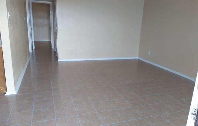 Large Apartments and beautiful outdoor green spaces!