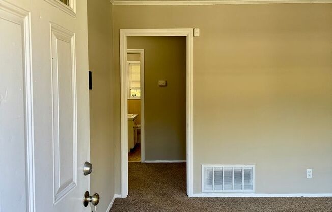 Cute and Cozy 3 Bedroom / 1 Bathroom in Montgomery!