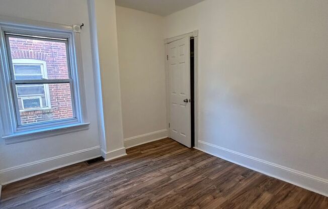 3 beds, 1 bath, $2,400