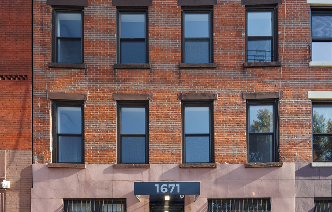1671 8 AVE