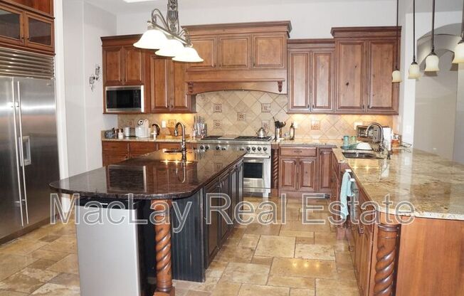 2840 E JADE PL