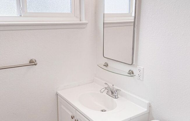 1 bed, 1 bath, 650 sqft, $1,400, Unit 08