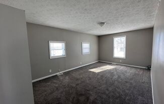 3 beds, 2 baths, $995