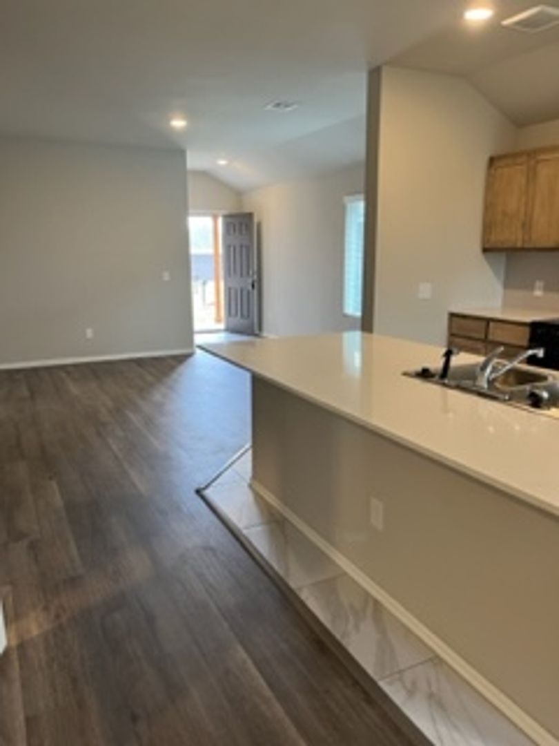 New and Move in ready!