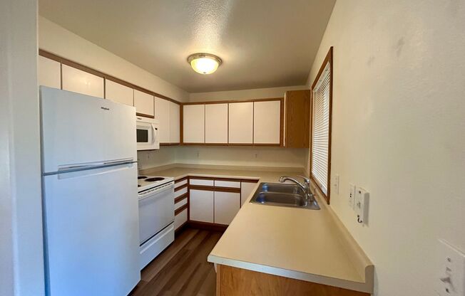 4241 Wintergreen Cir #115