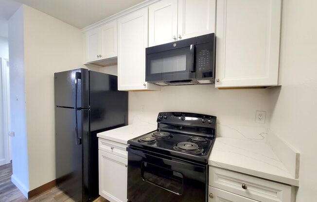 1 bed, 1 bath, $1,695, Unit 19