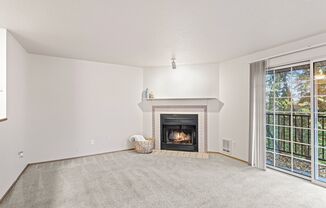 2 beds, 1 bath, 830 sqft, $1,900, Unit B103