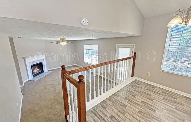 5820 WELLBORN OAKS CT