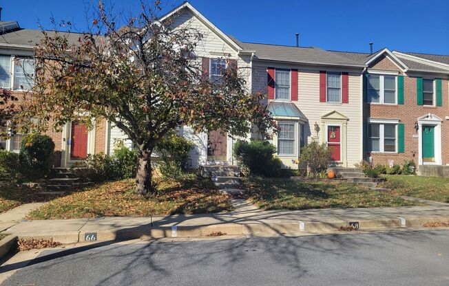 Lovely 3 BR/2.5 BA Townhome in Ellicott City!